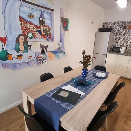Art House Funchalet Apartment *